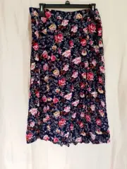 MILLERS FLORAL PRINT WOMEN SKIRT SIZE 16 HAS FABRIC PULL