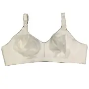 WonderBra 46C Bra White Smoothing 46C Lace Overlay NWT$55 No Wire