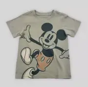 micky mouse & friends graphic t shirt 4T