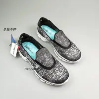 在飛比找Yahoo!奇摩拍賣優惠-SKECHERS 斯凱奇 GO WALK 3 黑白 網布 娃