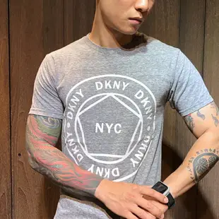 美國百分百【全新真品】DKNY 短袖 T恤 Logo T-shirt 男款 上衣 Tee 短T 鐵灰/麻灰 AD43