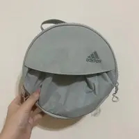 在飛比找蝦皮購物優惠-ADIDAS 尼龍肩背包 綠