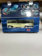 1959 Mercury Parklane Yellow 1:18 SunStar 5152