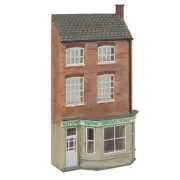 Bachmann 44-0221W OO Gauge Low Relief Dispensing Chemist White