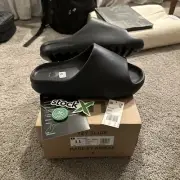 Adidas Yeezy Slide Onyx - Size 11