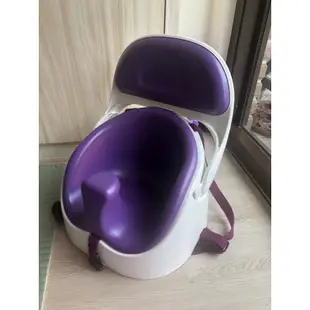 JellyMom韓國製 多功能組合式幫寶椅/兒童用餐椅組合組(幫寶椅+餐盤+安全帶)九成九新原盒皆在（紫）