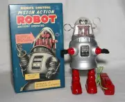 TR-2051 HA HA TOYS, REMOTE CONTROL, PISTON ACTION B/O ROBOT, SILVER/RED, NIB!