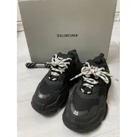 在飛比找蝦皮購物優惠-9成新 巴黎世家 Balenciaga triple S 全