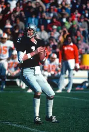 Quarterback Ken Stabler Oakland Raiders drops back to pass v the - 1976 Photo 6