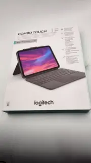 Logitech Combo Touch Keyboard Case iPad 10.9" 10th Gen & A16