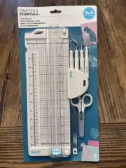 We R Memory Keepers Large Hand Tool 8 Piece Kit