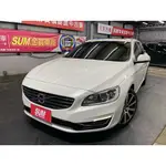 正2015年 出廠 VOLVO V60 D4 2.0L 旗艦版 梨花白