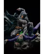 Batman Tokyo Zerostar Batman vs. The Joker Sculpt Master Series Statue