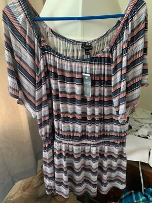 NWT LANE BRYANT TOP SIZE 18/20