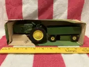 1/32 - Ertl - John Deere Tractor With Barge Wagon - #70 - Made in the USA - NIB
