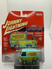 Johnny Lightning - Scooby Doo Mystery Machine Light Wear And Tear NIB