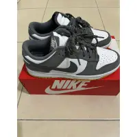 在飛比找蝦皮購物優惠-Nike Dunk Low "Grey Gum" 灰白 8.