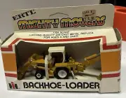 Ertl 1853 1:64 Mighty Movers IH Backhoe/Loader