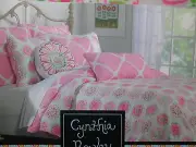 New Cynthia Rowley Reversible Twin Quilt & Sham - DIAMOND MEDALLION - Pink Green