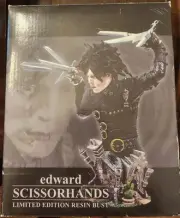 EDWARD SCISSORHANDS Resin Bust - Diamond Select - (In Box with COA)