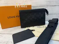 在飛比找Yahoo!奇摩拍賣優惠-《真愛名牌精品》LV M81115 GASTON 黑壓紋  