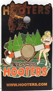HOOTERS WAITRESS LUMBERJACK GIRL CUTTING LOGS/TREE LYNNWOOD WA WASHINGTON PIN