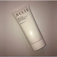 在飛比找蝦皮購物優惠-ALLIE持采UV高效防曬水凝乳EX