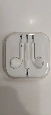 Genuine OEM Apple Wired Stereo Earphones 3.5mm iPod iPhone Fast Ship! Brand New!