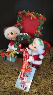DEPT. 56 DISNEY MICKEY AND MINNIE-POSSIBLE DREAMS-FRONT DOOR DECOR-NO BOX