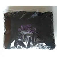 在飛比找蝦皮購物優惠-Anna Sui 迷魅花漾旅行兩用頸枕 抱枕 U型枕