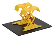 1/64 Greenlight Double Scissor Lift - Shell Oil - Series 1 - Diorama