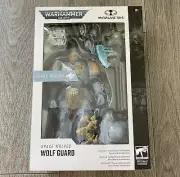 McFarlane Toys Warhammer 40K Statue Space Wolves Wolf Guard Action Figure 18 CM