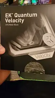EKWB Quantum Velocity Honor Limited Edition CPU Waterblock-Intel
