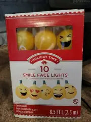 Emoji Smile Face 8.5 Ft String Lights Holiday Time 10 Lights Ornaments NEW