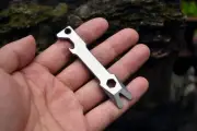 Titanium Alloy Pry Bar Crowbar Wrench Opener Keychain Outdoor Multi Tools EDC