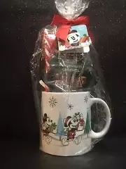 NEW Disney Holiday Mug & High Quality Chocolate Gift Set Mickey & Friends
