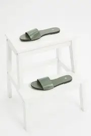 Green Flat Slides - Size 7, Women's Trial Accs