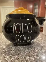 HTF Rae Dunn Pot O Gold Black Gold Coin Cauldron Canister Bank NEW RELEASE!
