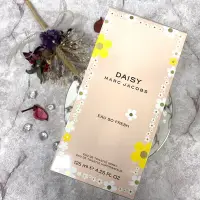 在飛比找Yahoo!奇摩拍賣優惠-新店下殺折扣 Marc Jacobs Daisy Eau S