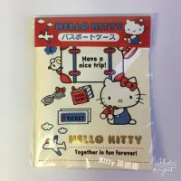 在飛比找Yahoo!奇摩拍賣優惠-[Kitty 旅遊趣] Hello Kitty 護照夾 凱蒂