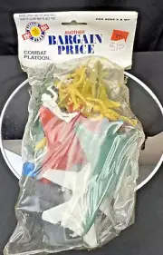 1994 McCrory Combat Platoon, SEALED Plastic Toys Soldiers NEW!