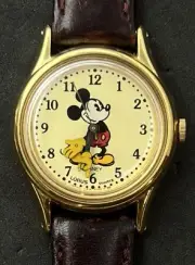 Vintage New 1988 LORUS Mickey Mouse Women’s 26mm Quartz Watch Gold Brown Leather