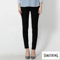 在飛比找momo購物網優惠-【SOMETHING】女裝 LADIVA伸縮窄直筒牛仔褲(黑