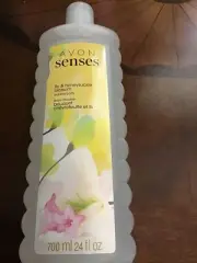 Avon Senses LILY AND HONEYSUCKLE BLOSSOM Bubble Bath 24 oz each new sealed
