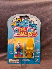 Vintage Smurf Minimates Collectible Smurf Fully Poseable-Sassette with Surfboard