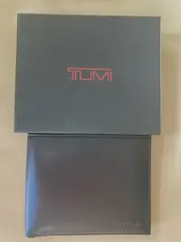 在飛比找Yahoo!奇摩拍賣優惠-TUMI 男生皮夾 正品