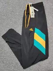 Adidas FC Bayern Munchen ICON Woven Black Men's Pants Sz Medium (HT8837)