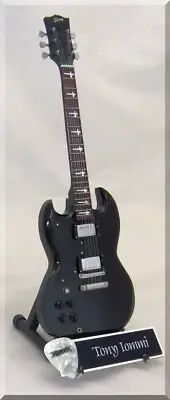 TONY IOMMI Miniature Guitar Black Sabbath old w/ Guitar Pick