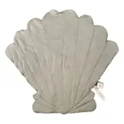 Kate Quinn Shell Blanket