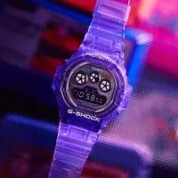 在飛比找momo購物網優惠-【CASIO 卡西歐】G-SHOCK 繽紛半透明手錶(DW-